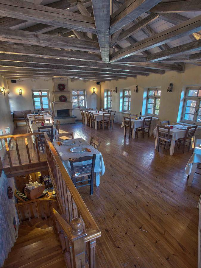 Pantheon Hotel Papingo Buitenkant foto
